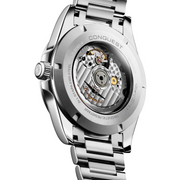 Cassa rotonda in acciaio inossidabile da 41 mm con vetro zaffiro antigraffio e corona a vite dell'orologio Longines Conquest automatico